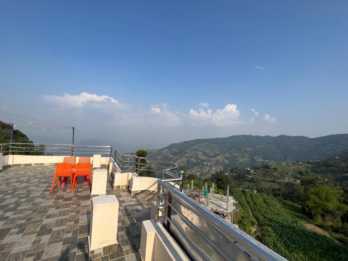 Hotel Village View נגאקוט מראה חיצוני תמונה