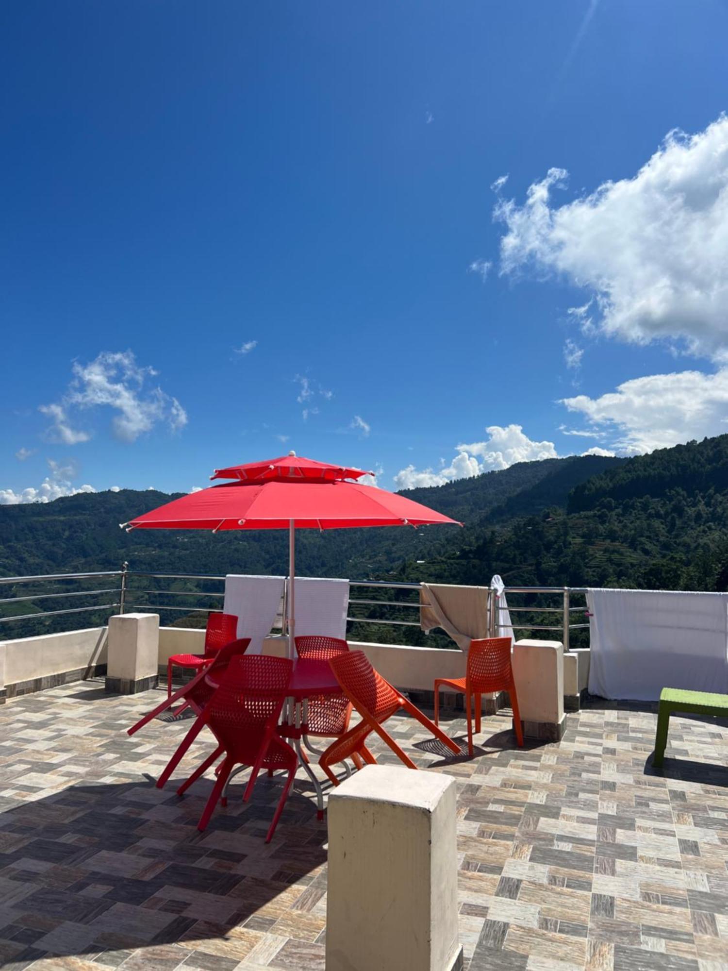 Hotel Village View נגאקוט מראה חיצוני תמונה